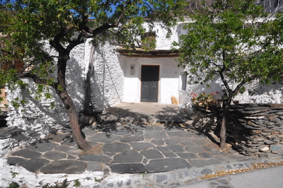 4.10 Placeta en Senés