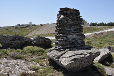 8.1 Mojón ganadero frente al observatorio de Calar Alto