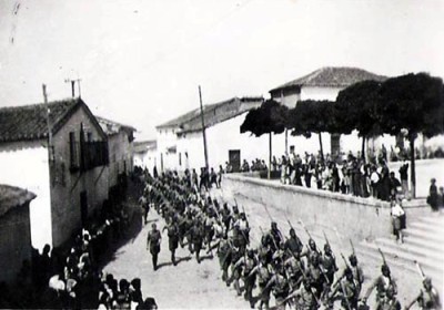G27_02-imagen-28-Legionarios-en-Badajoz-1936
